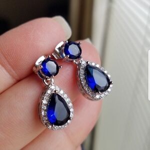 Swarovski Elements 925 Sterling Silver Blue Sapphire Teardrop Earrings NEW